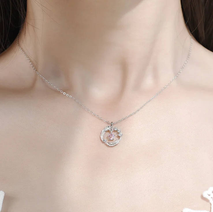2021 new Moonstone Feather Necklace female light luxury niche design clavicle accessories