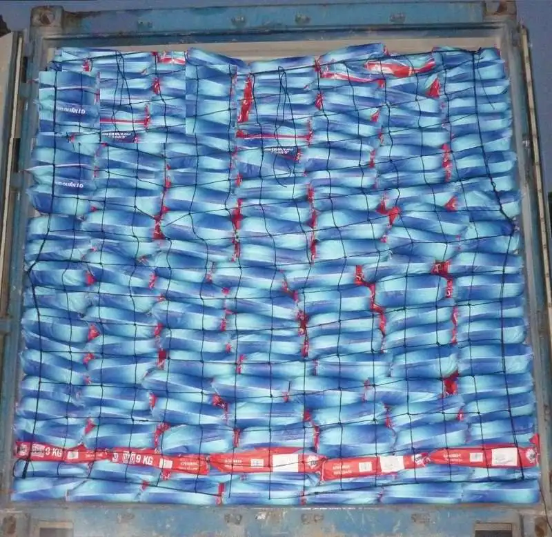 OM0 Laundry powder 3kg x 4 wholesale exporter