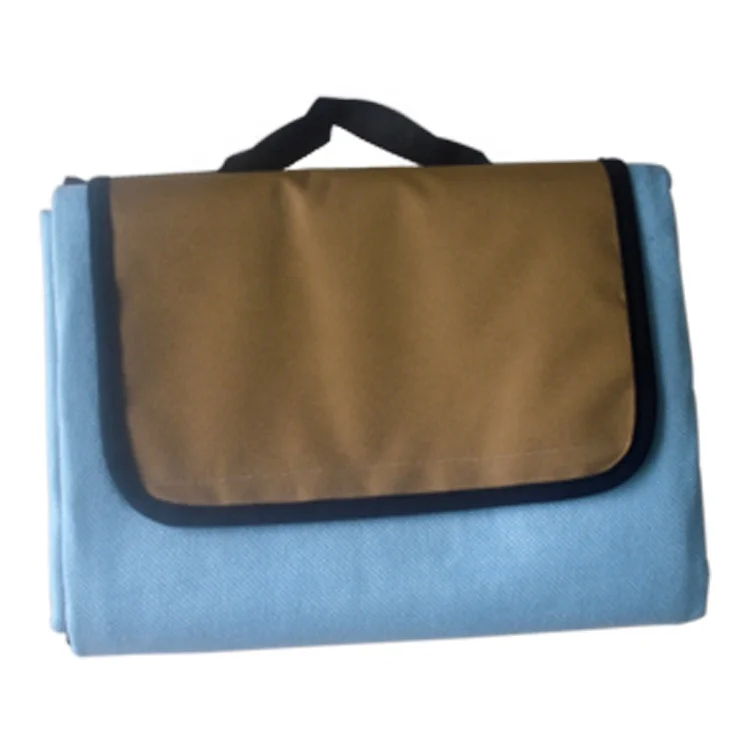 Custom Logo Polyester Knitted Large Outdoor Light Soft Roll Up Picnic Blanket Mat