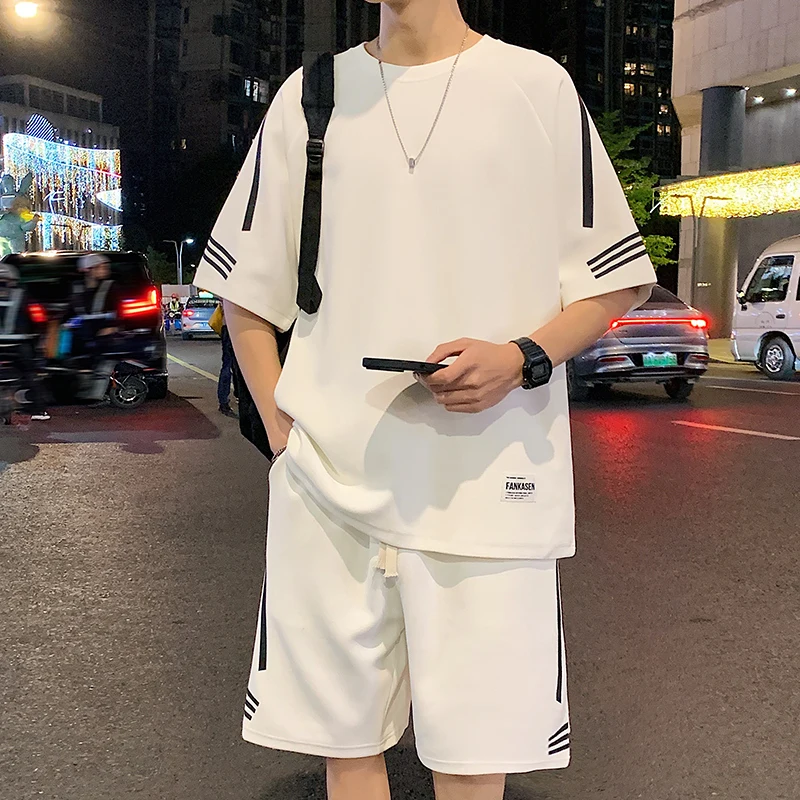 2024 Summer Trapstar T-Shirts Vintage Shorts Set High Quality Embroidered 2.0 Chenille Decoded Decoded Ice Flavours Men Women