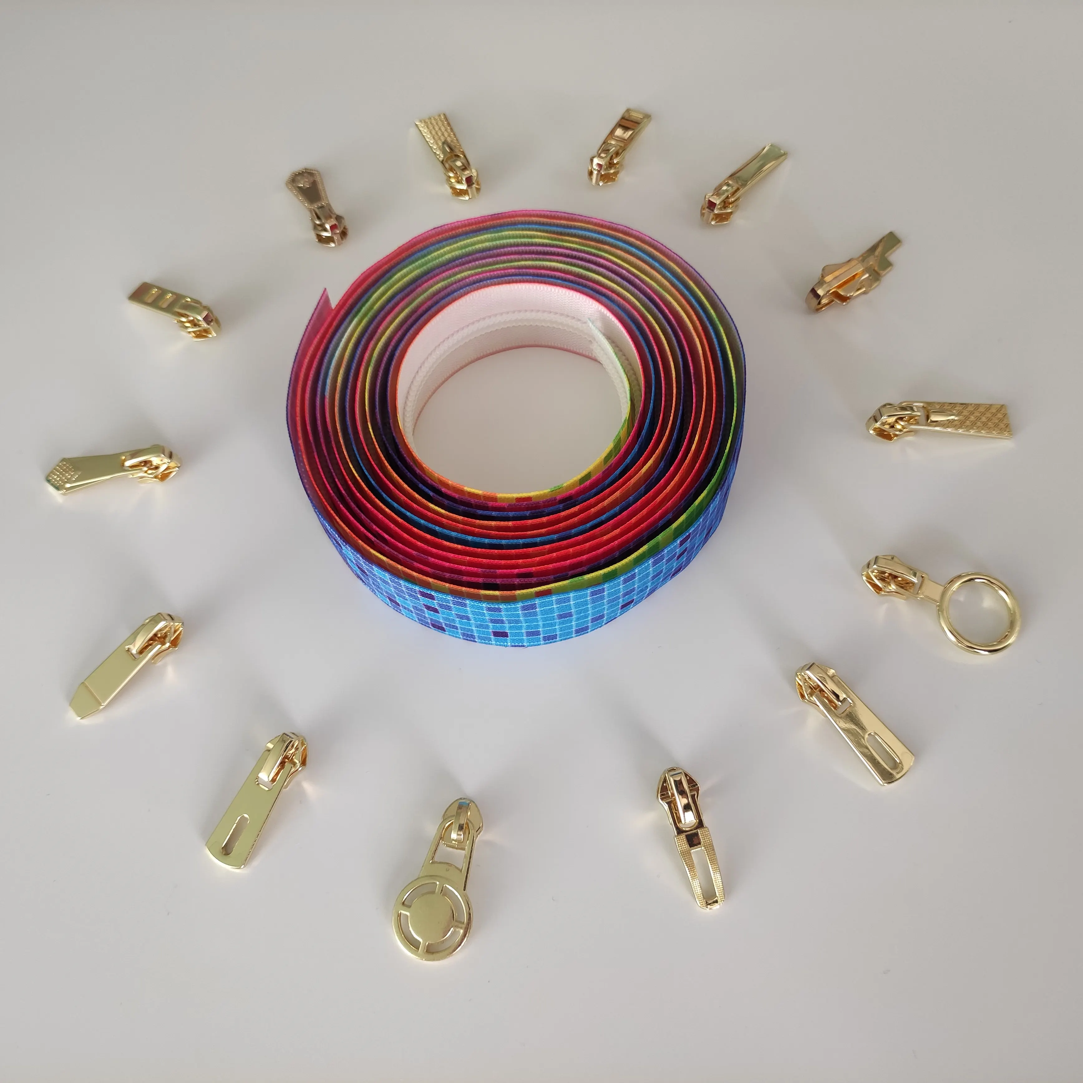 environmental custom printing #5 nylon zipper rolls by the yard