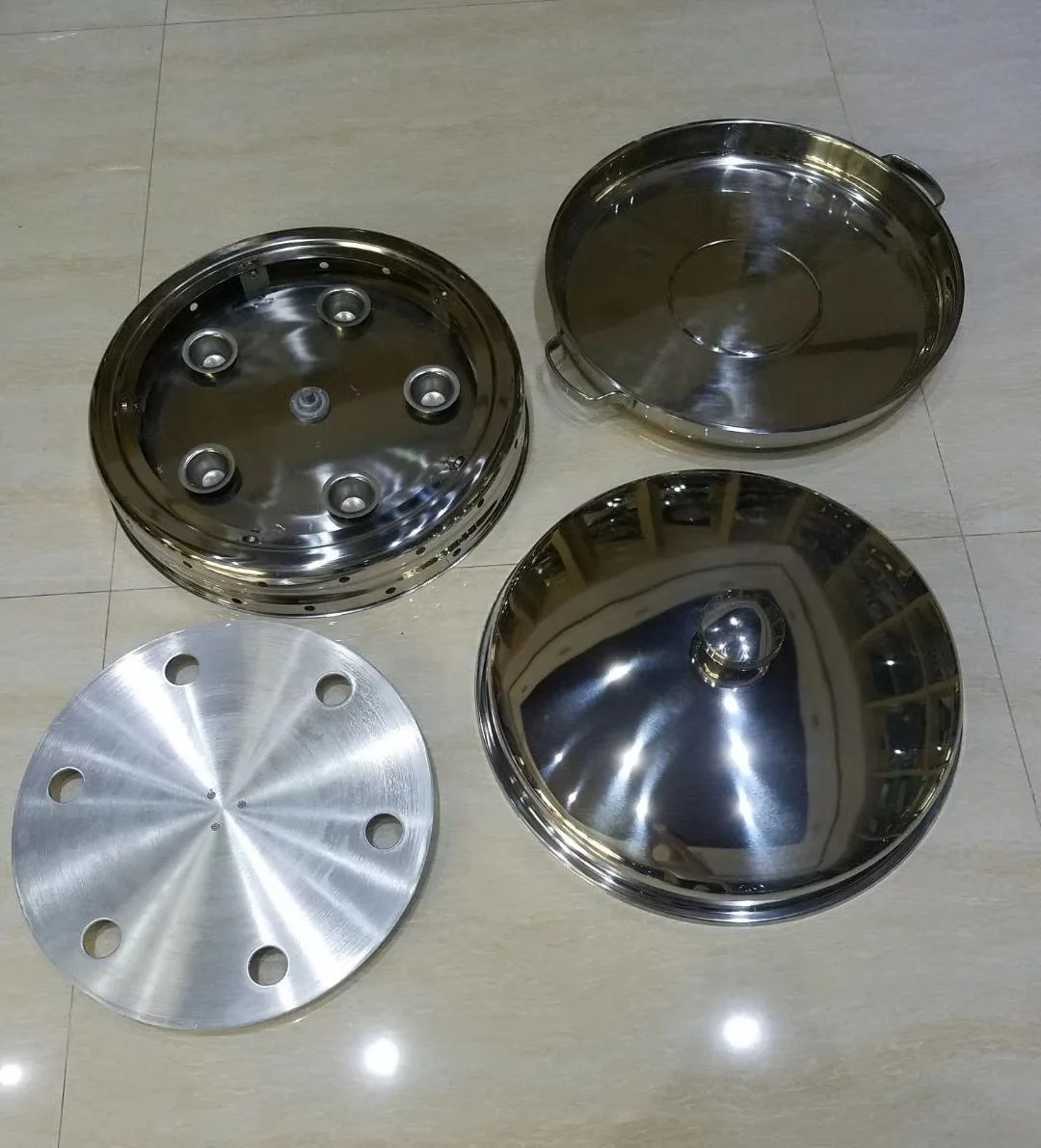 Best Selling Stainless steel Round rotary dinner stove Food insulation buffet plate Hotel round lid dinner stove ceramic divider