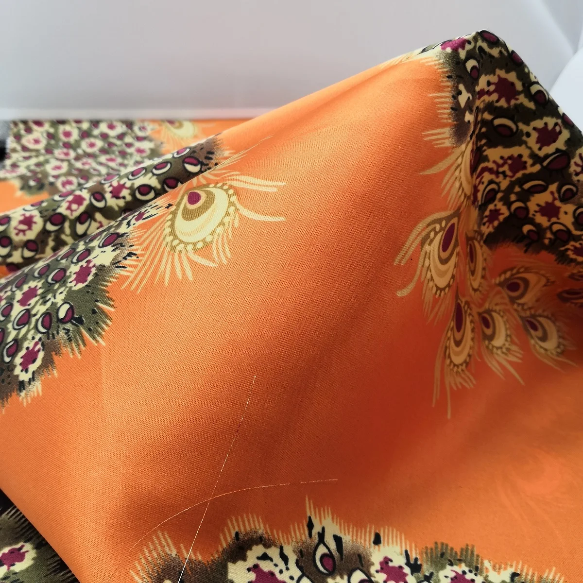 Custom Digital Printing Fabrics Wholesale Women Silk Satin 100% Polyester Fabric For Clothes