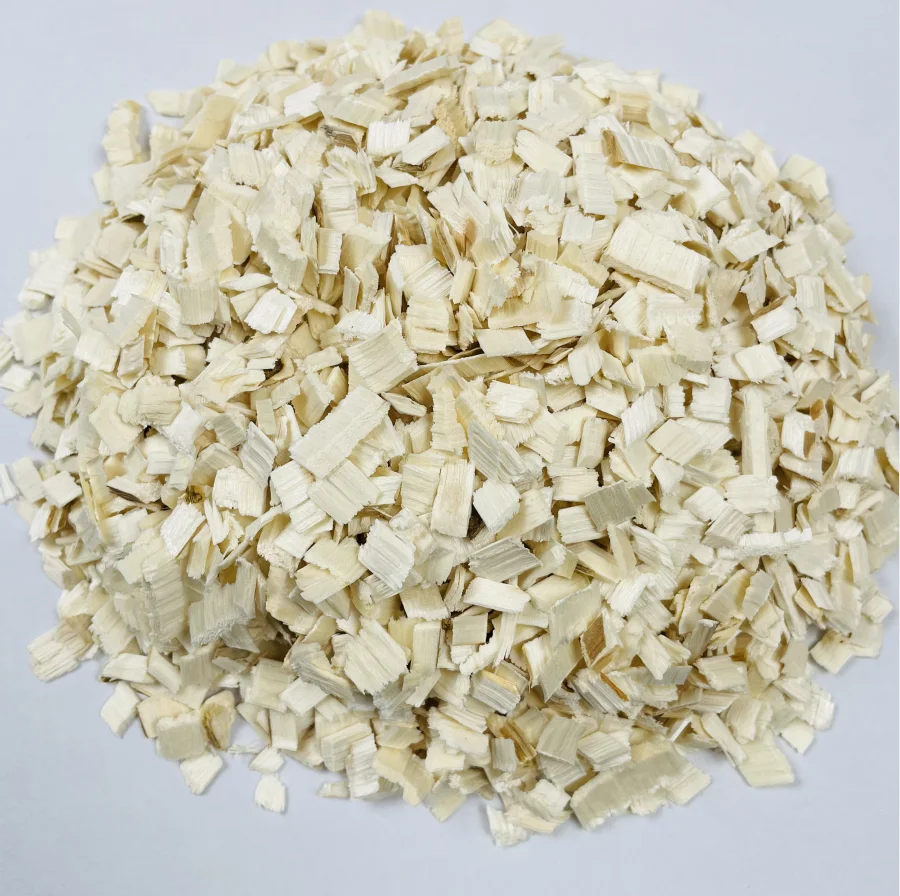 Factory making cedar pine wood shavings for horse bedding animal pets Hamster nest sawdust shaving pellets
