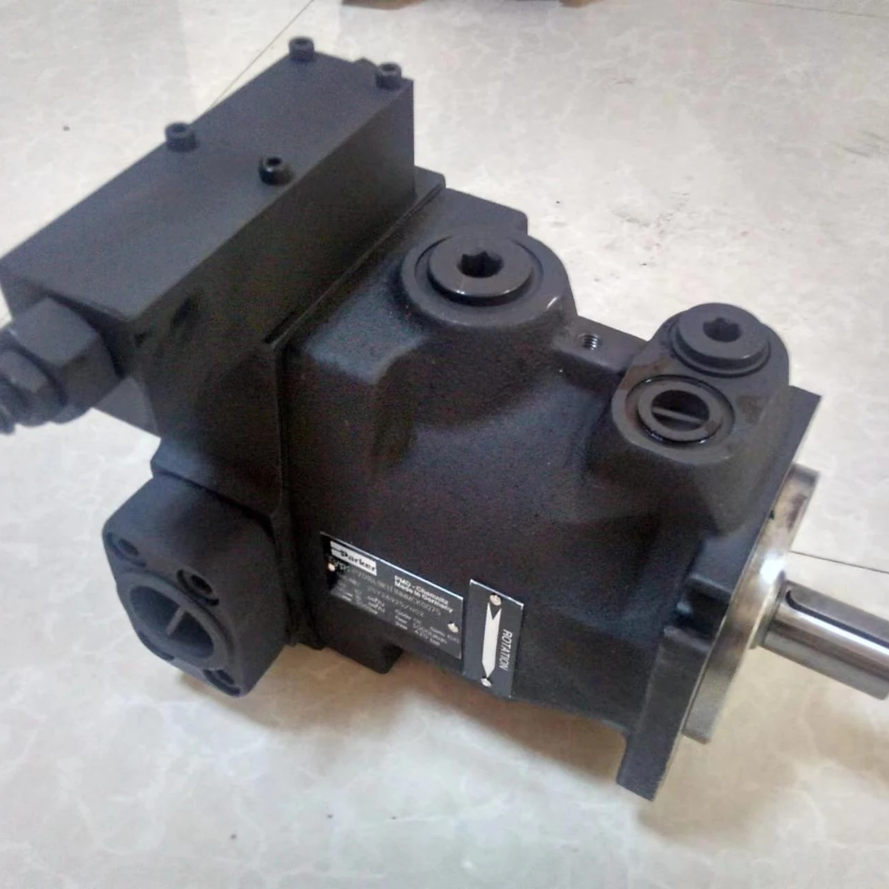 Hot sell Parker Denison pump PVT PV PV6 PV10 PV15 PV20 PV29 series PV15 2R1E FO2 hydraulic high pressure piston pump