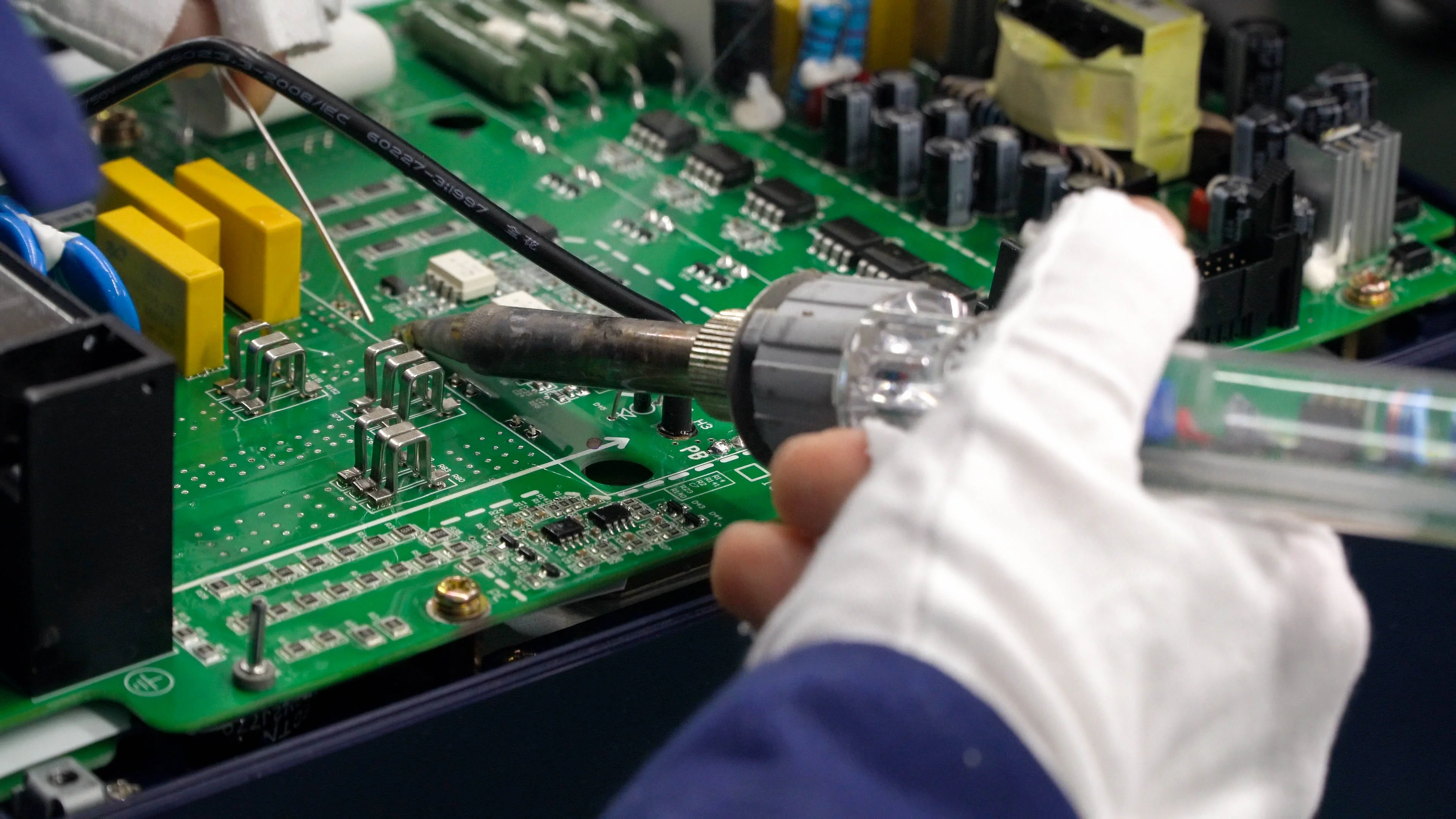 China 380V 0.75KW Solar Pump Inverter High Quality Deep Well Solar Water Pump Inverter for Irrigation