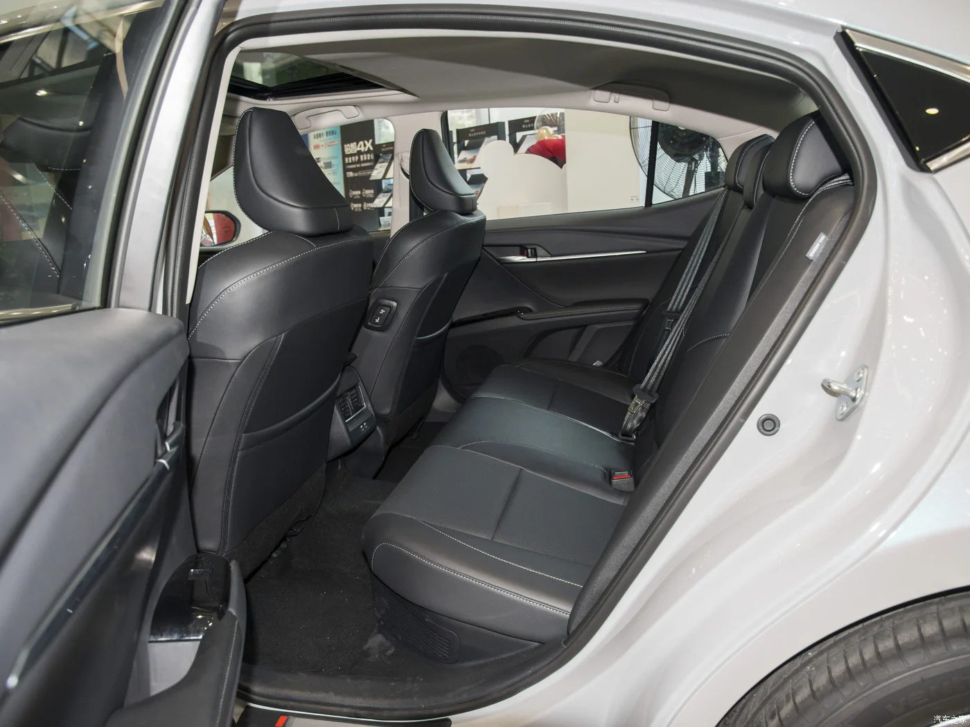 Gac Toyota Camry 80 гибрид 2 0 л 5 новый автомобиль SE новые энергетические транспортные средства