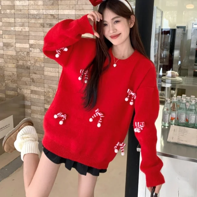 Custom OEM and ODM Winter Christmas color scheme Fashion loose casual knitted sweater  for women