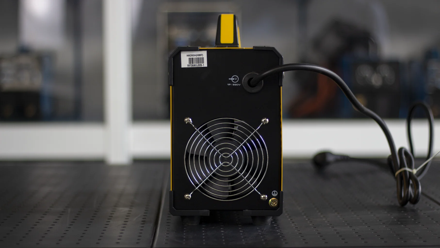 Энергосберегающий 220 В желтый инвертор сварочный аппарат HK 200A IGBT технология новое состояние MMA сварной шов из Вьетнама упакованный картон