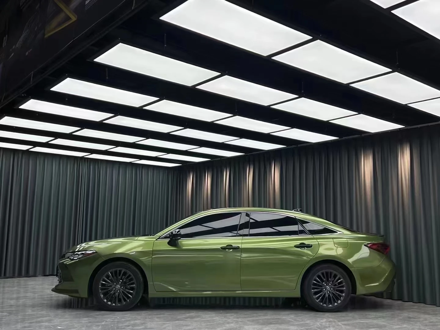 Factory Direct Sales 15 hexagonal grid systems led shop lights for garage