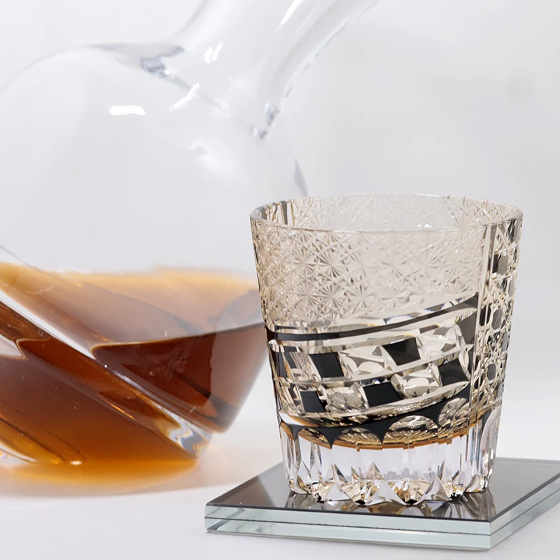 Japanese edo kiriko  whiskey glass hand carved 320ml Crystal Whiskey Glass Tumbler Hand Carved Cylinder With Gift Box