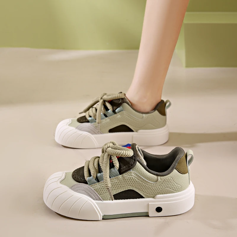 New Breathable Women Casual Sports Breathable Shoes Light Weight Girls Lace-up Shoes