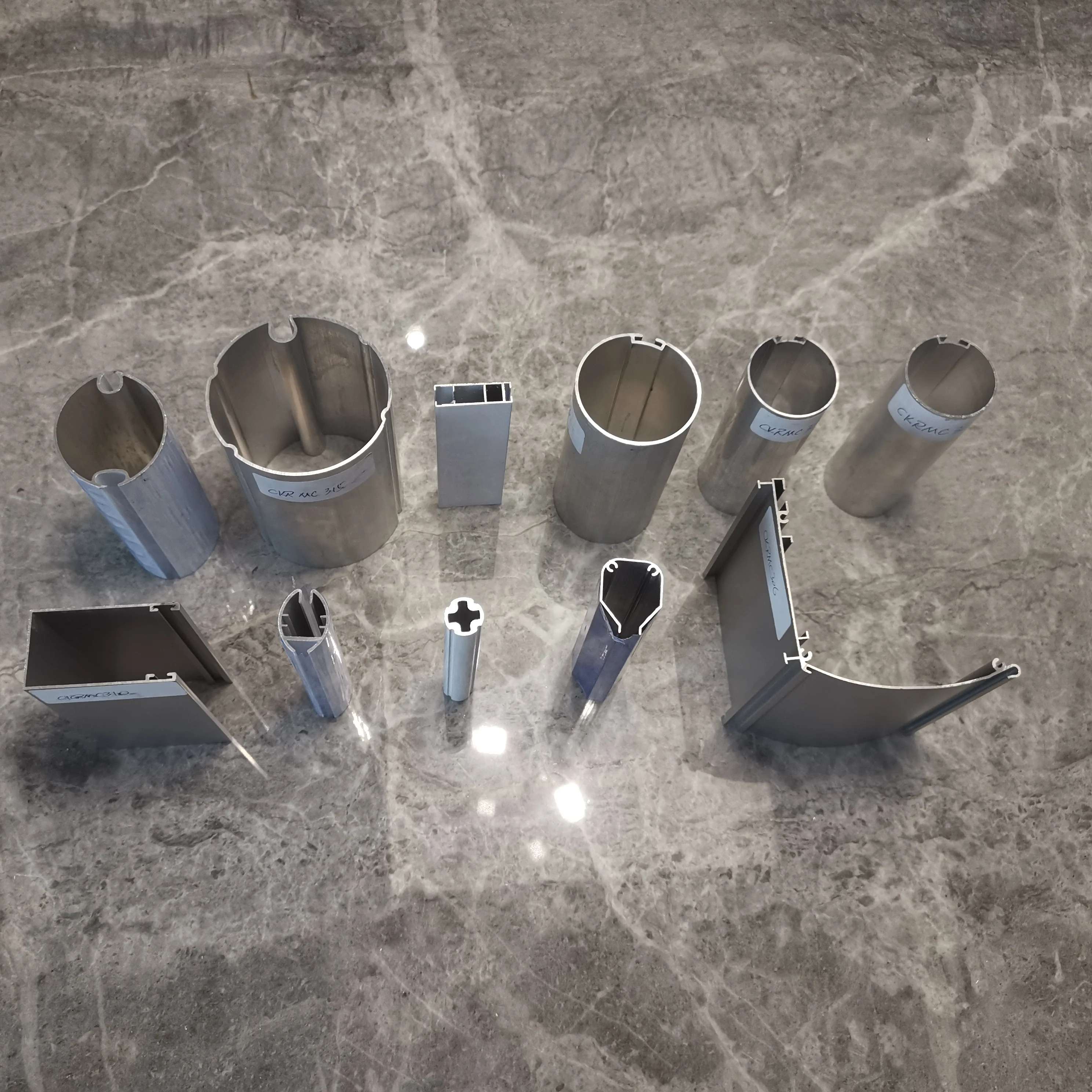 High Quality Heavy Duty Aluminium Curtain Track Hurricane Roller Shutter Manufacturer Sale Window Aluminum Profile