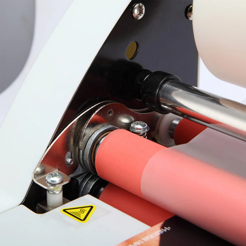 Laminating machine cold/hot laminating machine paper photo menu over film pressing machine