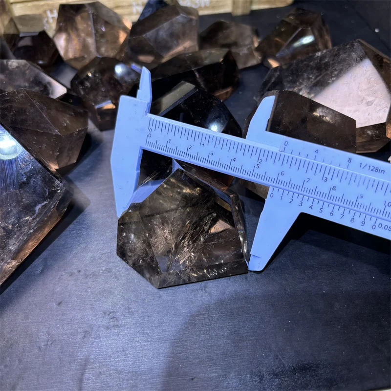 High Quality Natural Crystal Fengshui Stone Large Smoky Big Clear Smoky Quartz Free Form for Ornament