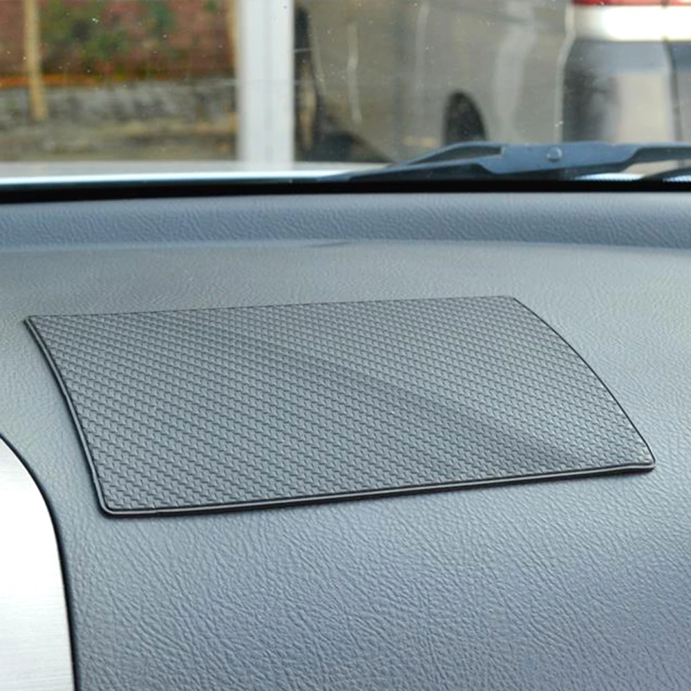 
Factory Direct Customized Eco-Friendly Plastic Carbon Fiber-like Car Non Slip Mat 
