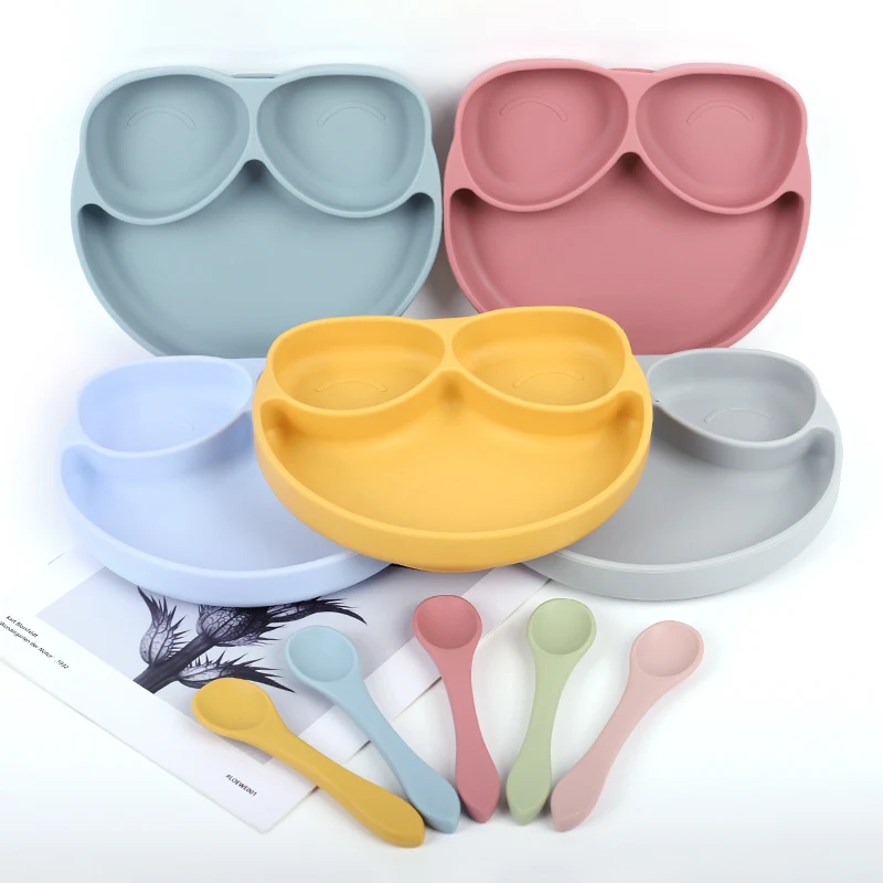 2021 manufacturer wholesale Baby Feeding Glasses Shape Plate  Food Grade dinnerware  section plate silicone