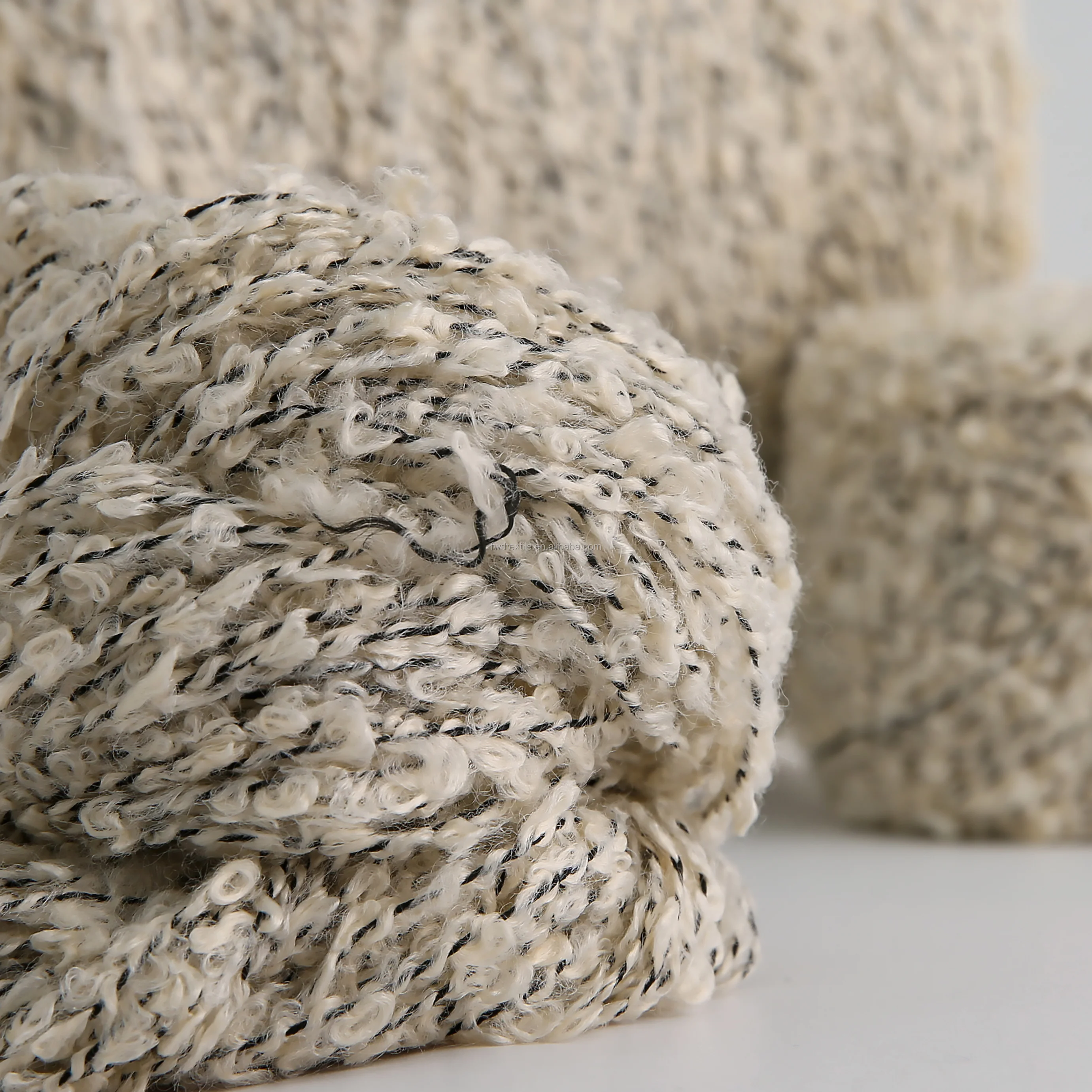 Nice Quality Super Soft Highly Elastic 2.6Nm/1 24%Polyester Boucle Yarn 76%Acrylic Blended Yarn for Sweaters Socks