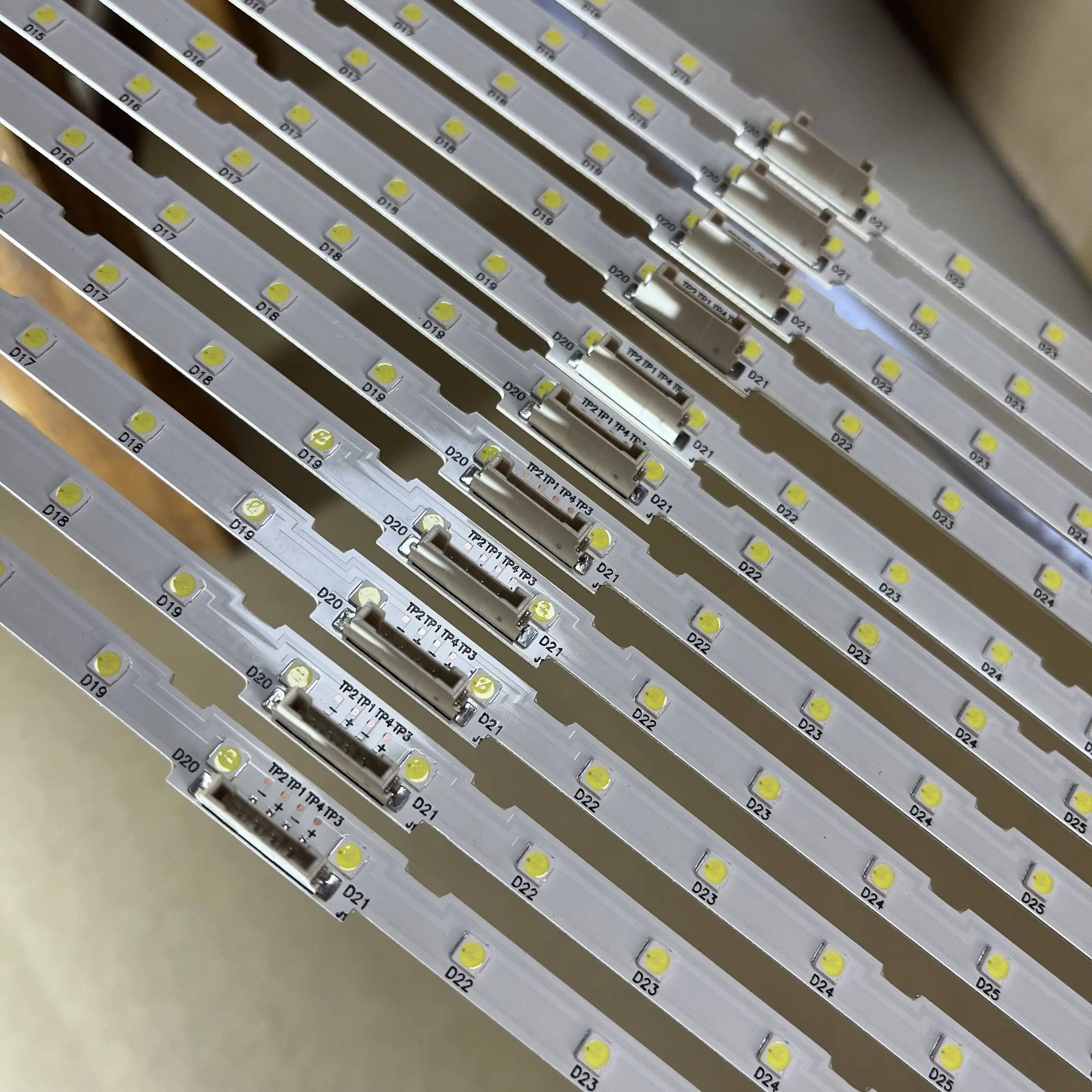 New original FOR  AOT_55-NU7100 led tv backlight strip bar for samsung 55inch 40 leds AOT 55 UN55NU7300 tv lcd backlight 100%NEW