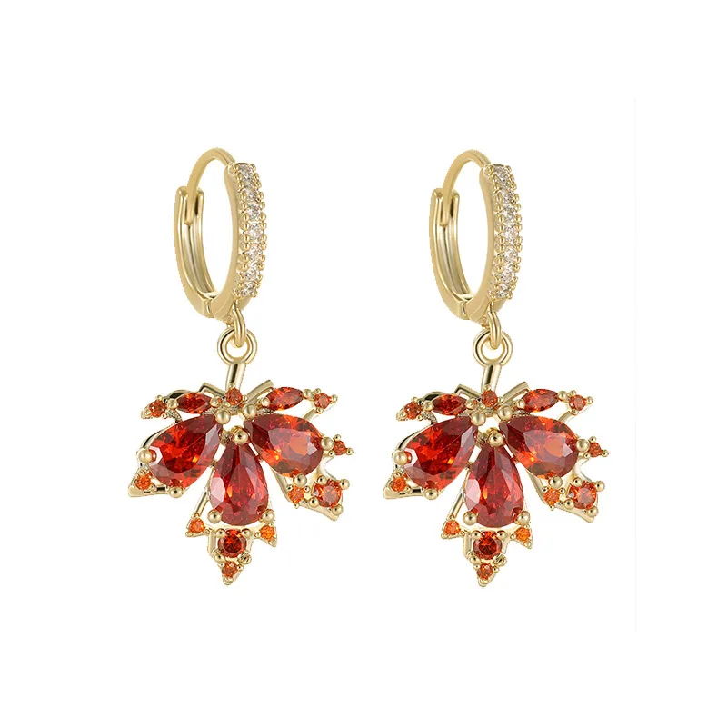 Серьги из натурального золота с гальваническим покрытием и красным Кленовым