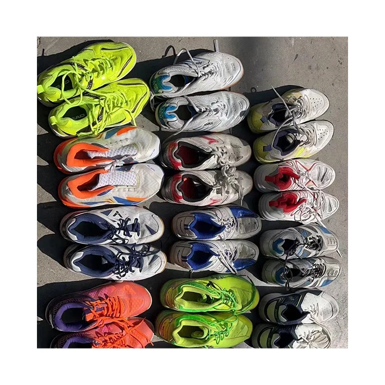 Buy wholesaler Bales shoes used 2nd China brand Badminton shoes indoor soft preloved shoes ship to Asia