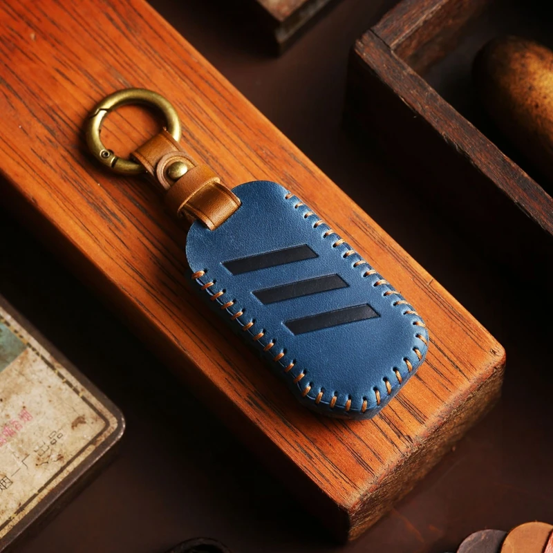 Factory direct sales accesorios para autos 2022 Leather Smart four buttons Car Key Cover For Kia