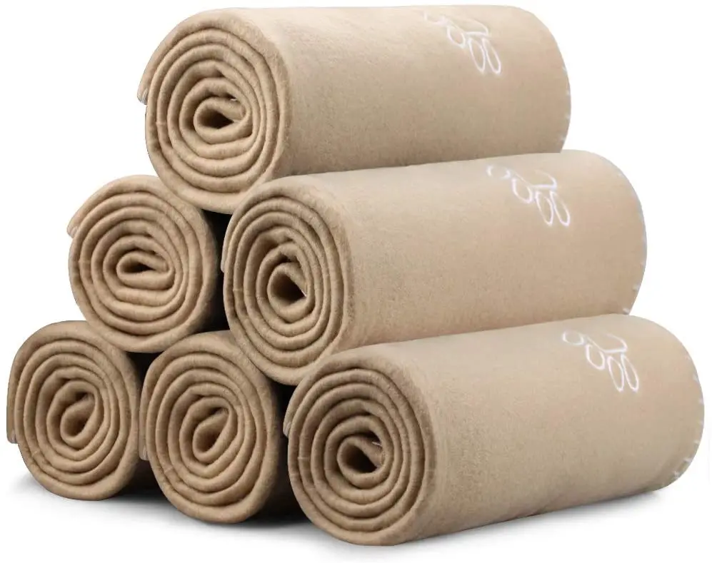 China Factory Premium Plaid fleece puppy blankets for winter king size polar fleece pet blanket cheap dog blanket for beds