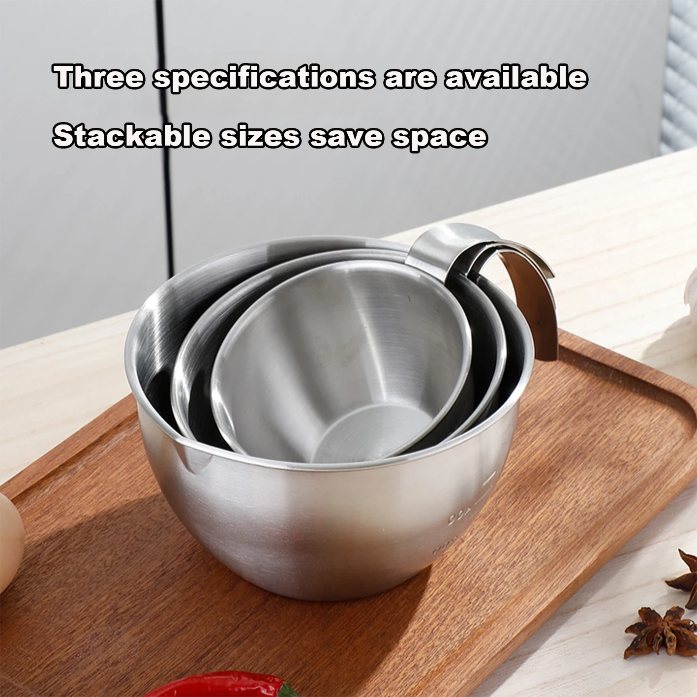 The Salad Bowl smartly designed pouring spout allows for easy and controlled pouring minimizing spills and mess