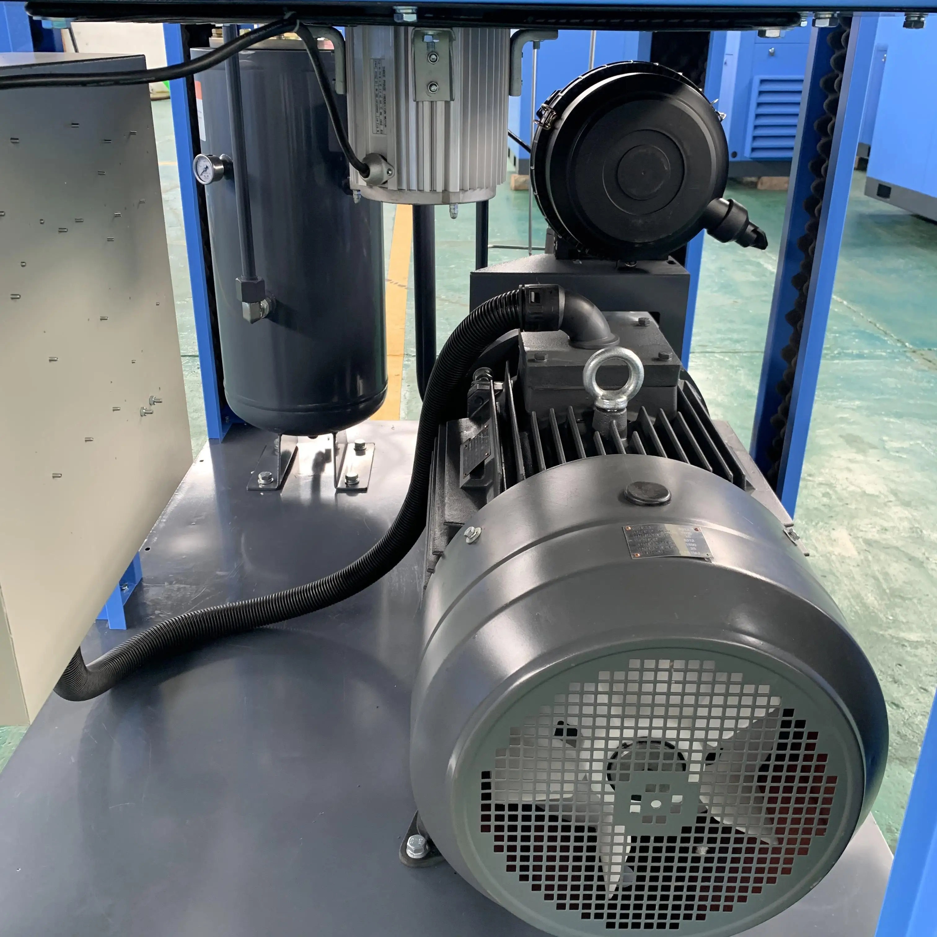 Industrial Low Noise Vsd 75Hp 55Kw Ac Power Electric 400v 50 Hz Rotary Screw Air Compressor With Ip55 Motor