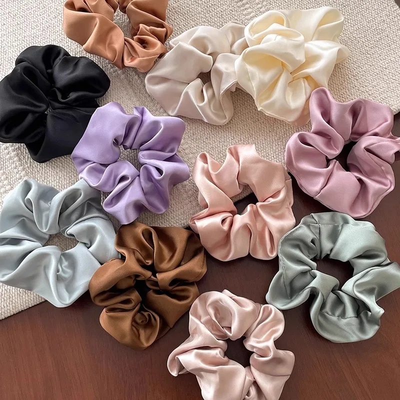 New Korean Fashion Comfy Oversize Hair Luxury Designer Elastic Hair Bands Satin Big Scrunchies For Hair