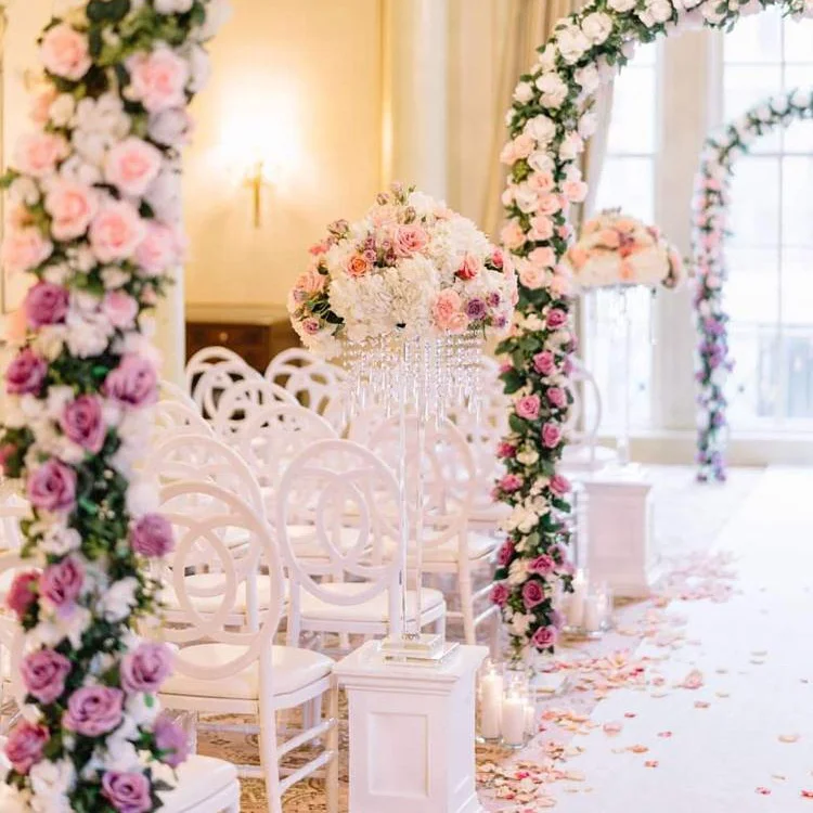 Gorgeous single candlestick dinners using crystal candlesticks are hot on sale