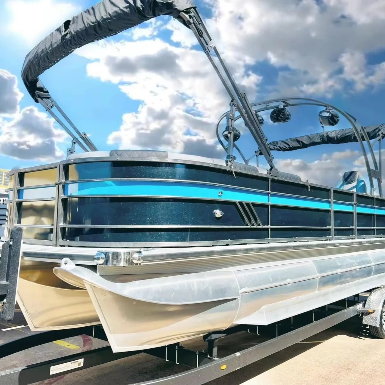 China gospel pontoon boat 6m sport yacht 4.5m centre console aluminium boat with motor