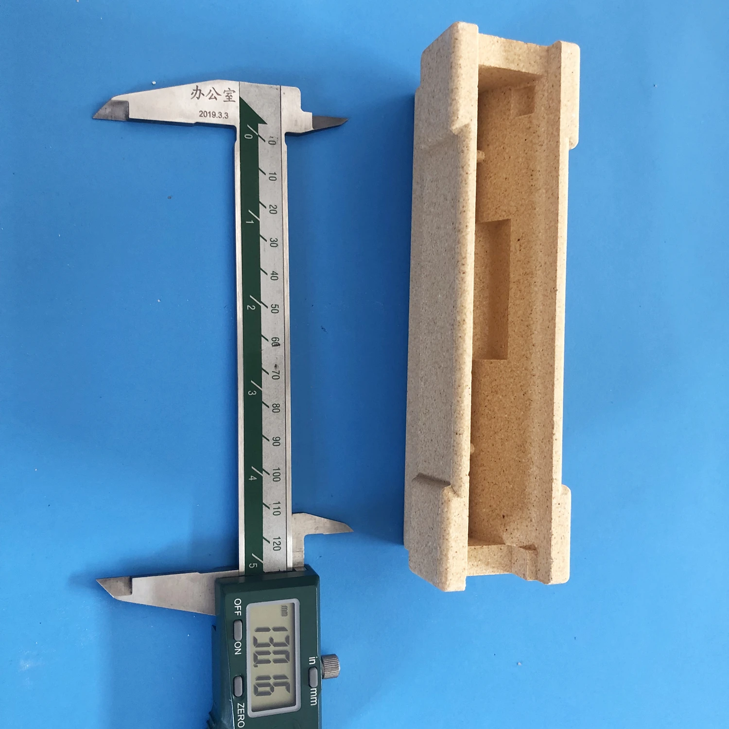 Cordierite Ceramic Piece For Rail Traffic