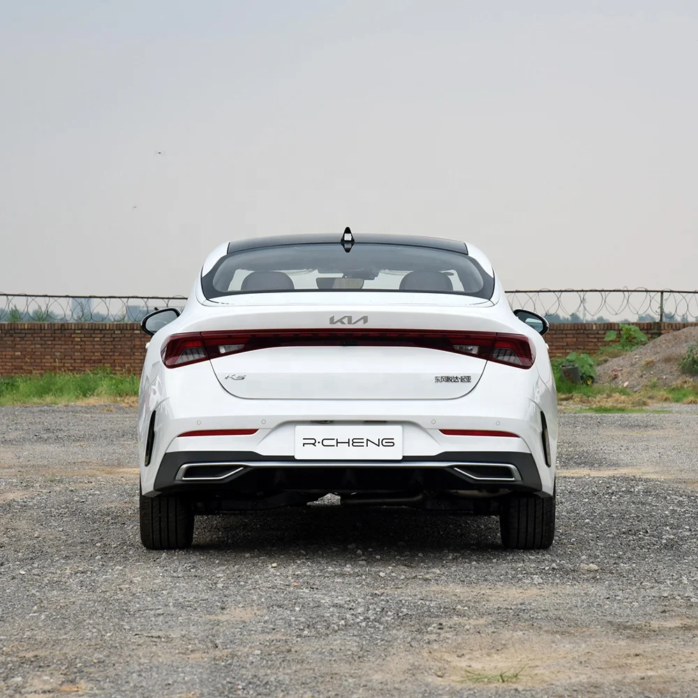 2025 Low Price Kia K5 petrol car 2.0T new kia k5 car price gasoline car Sedan for sale
