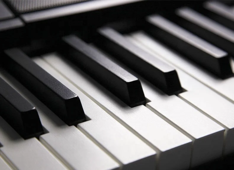 61 Keys Microphone and USB Charging Line Keyboard Electric Piano Kids Gift 61 Keys Piano Digital Electronic Organ OEM ABS China