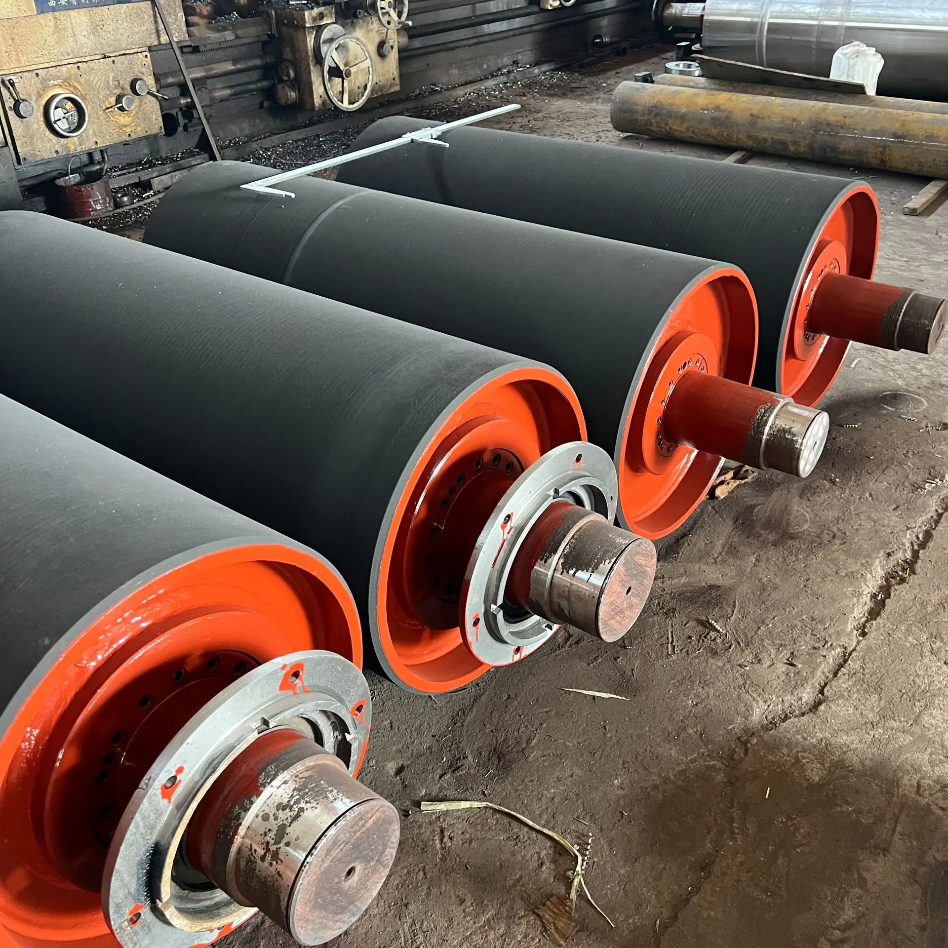 Motorized Drive Pulley Conveyor Belt with Ceramic Lagging and Essential Bearing Core Component