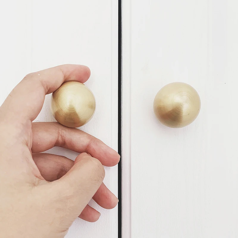 Maxery Hot Sale Home Decorations Brushed Brass Furniture Handles and Knobs for Bedroom, Kitchen Knobs Pulls