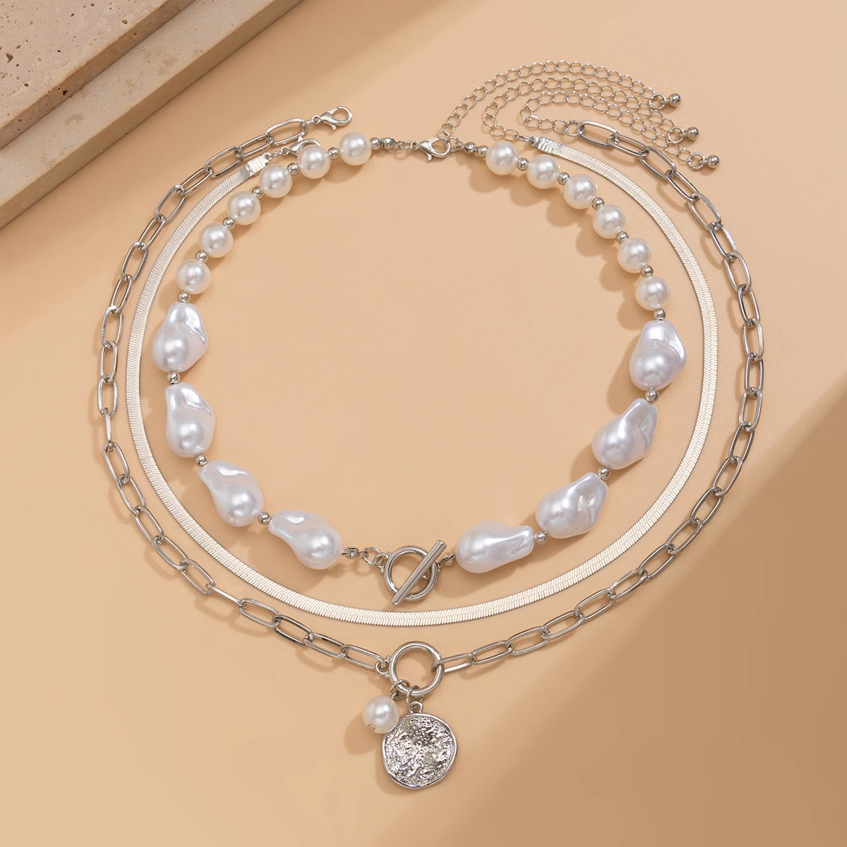 3Pcs/Set Baroque Irregular Imitated Pearl Necklace for Women Retro Ladies Coin Necklaces Flat Chain Choker Fashion Jewelry Gifts