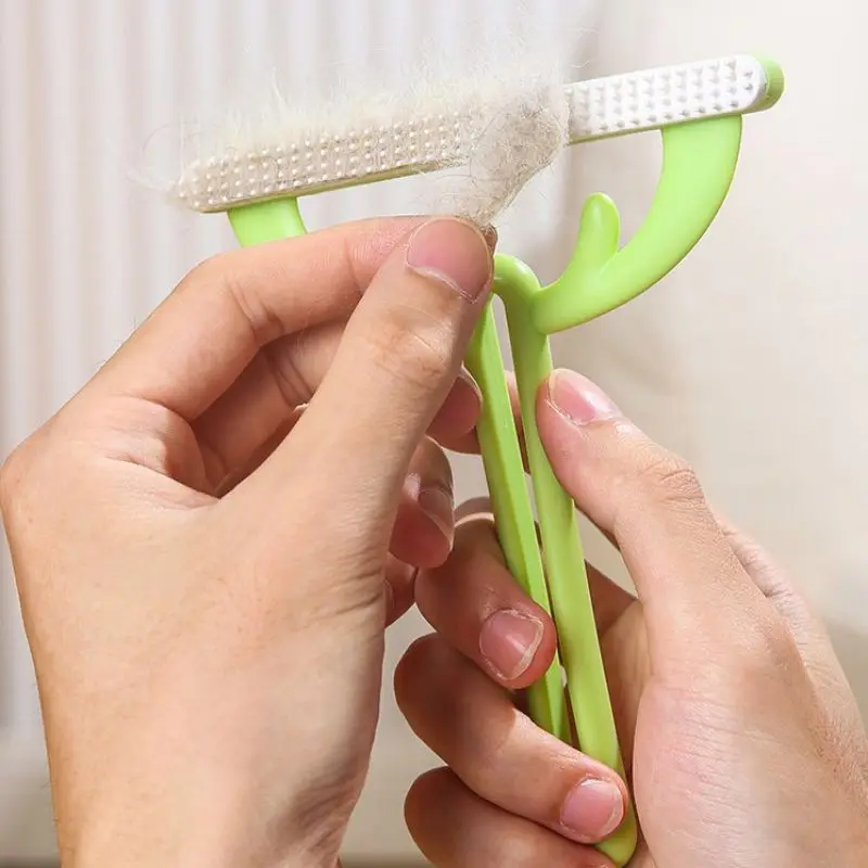 Wholesale Portable Deep Cleaning Animal Dog Cat Hair Remover Tool Pet Hair Remover for Couch