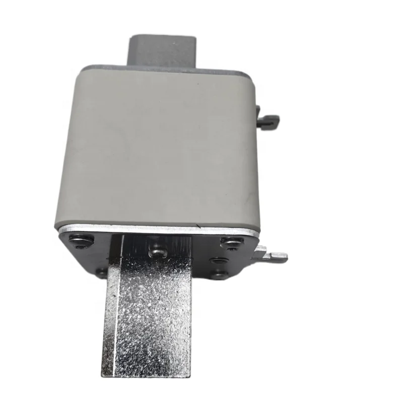 Fuse link 170M6812D 800A AC690V DIN 3 aR dual indicator high speed fuse