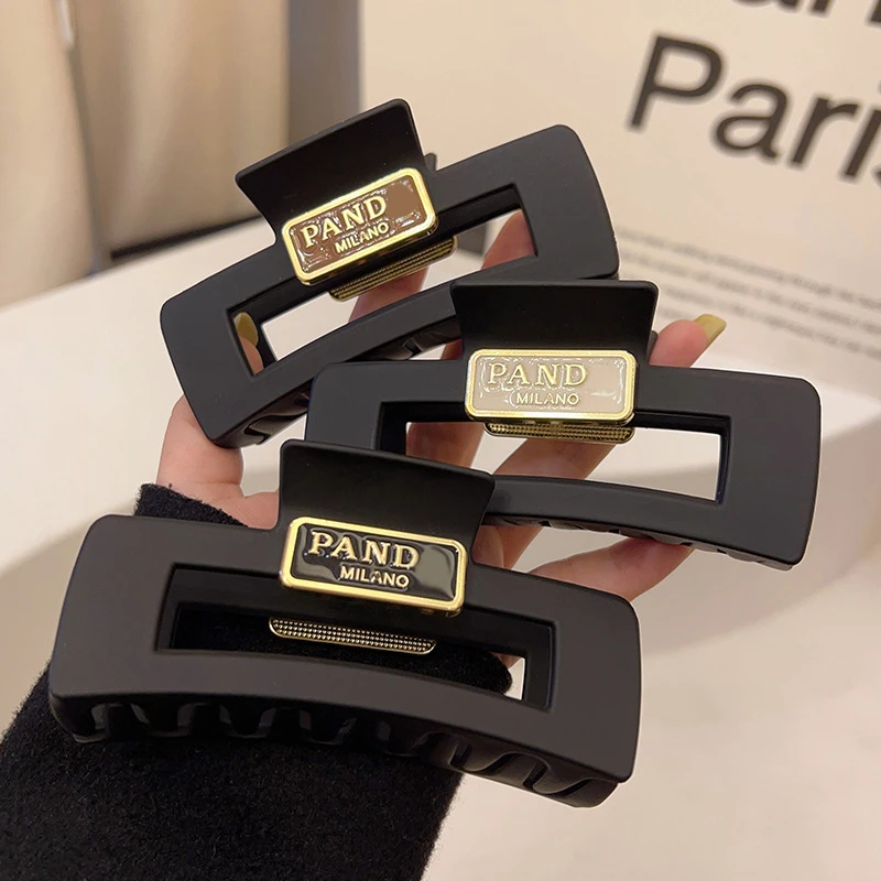 2023 Hot selling designer hair accessories fashional luxury hairpins high quality classic hairclip wholesale