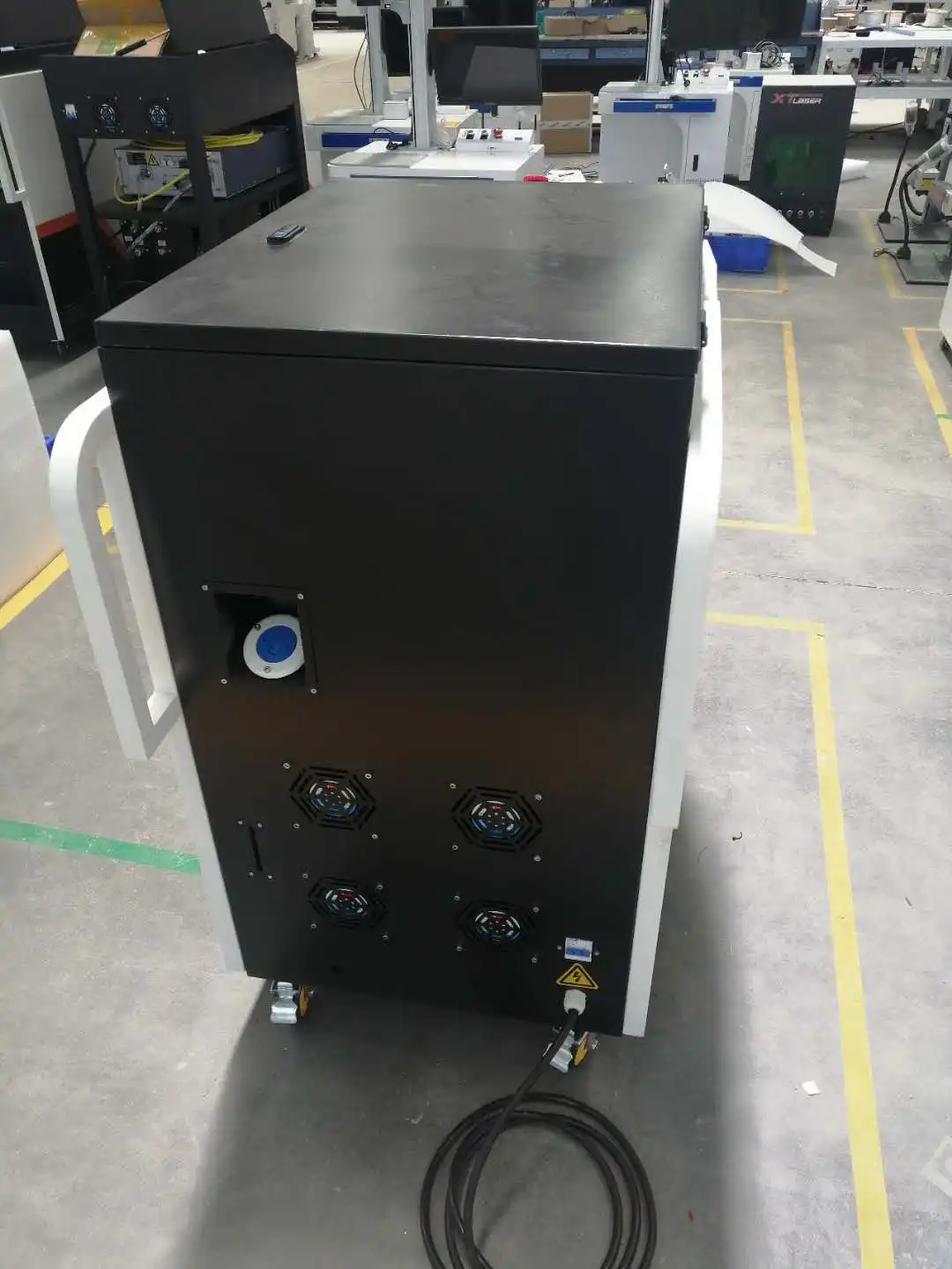 Fiber laser cleaning machine with Qilin laser cleaning head for rust/paint/oil  removal