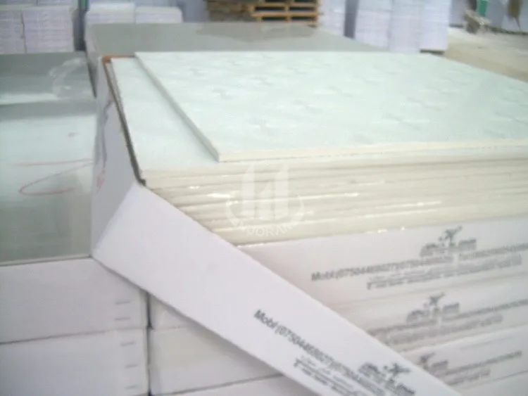 Hot sales green environmental protection and energy saving lightweight  595 x 595 mm  Color Vinyl  Laminated Gypsum Ceiling