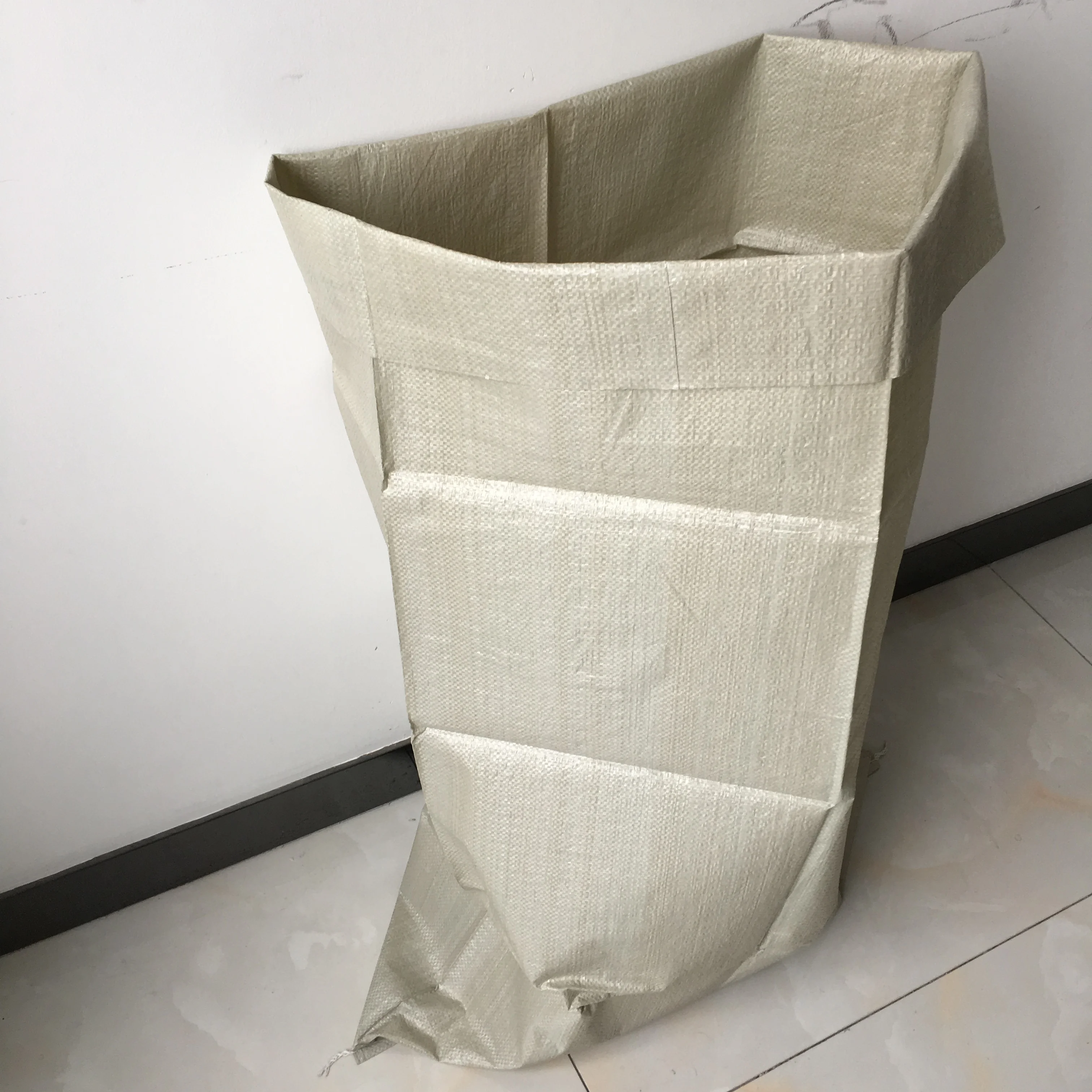 
The optimal empty sack pp woven rubble bags / sack for packing garbage, construction rubble and scrap wood 