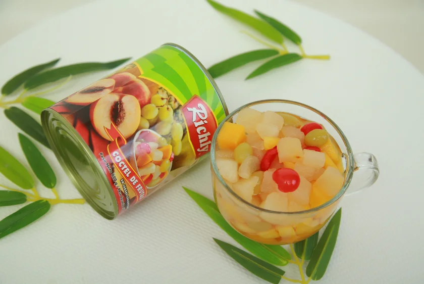 425g Hot Selling Good Taste Mixed Fruit in Syrup Canned Cocktail Mix Fruit Easy Open Tin