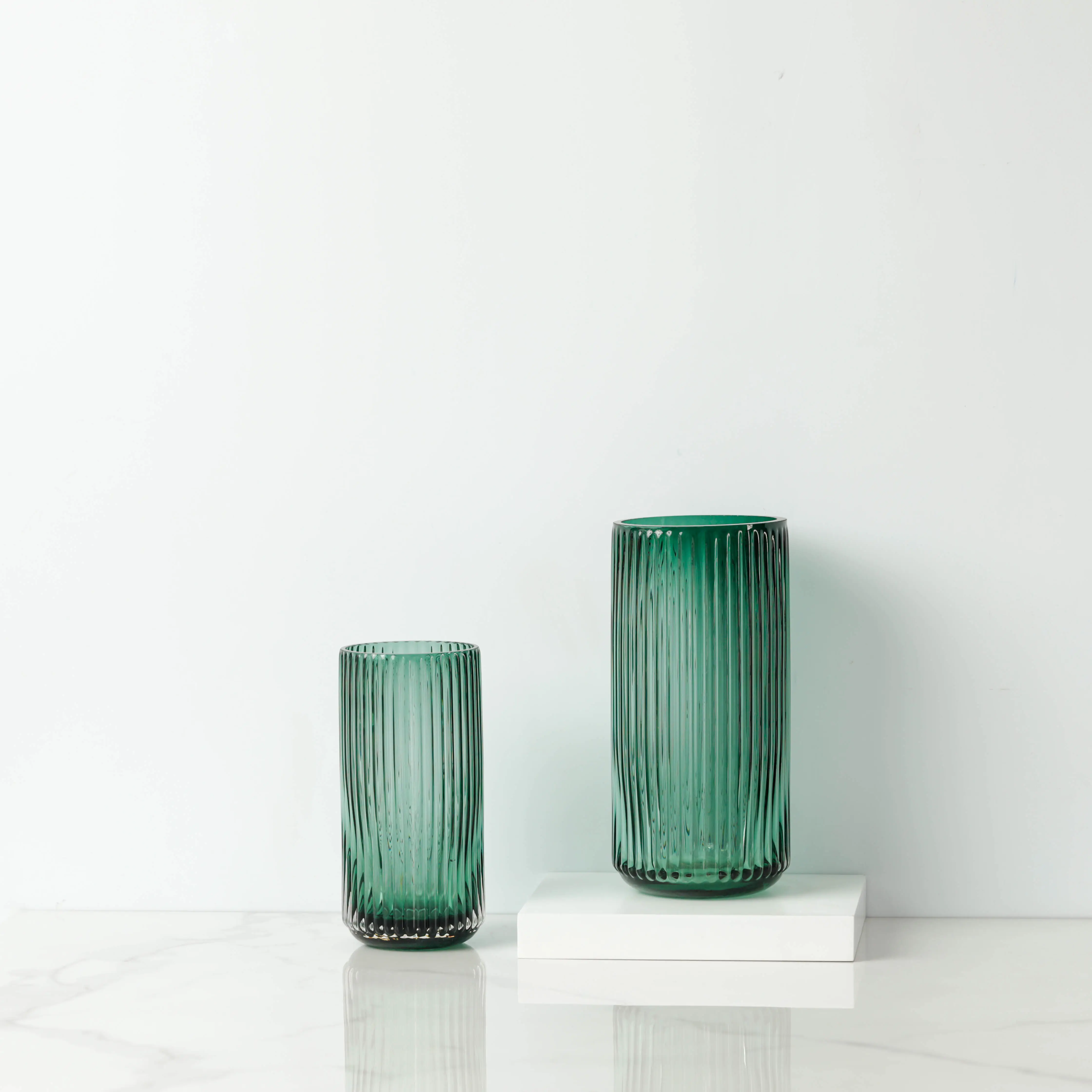 Light Vertical Strip Glass Vase Multi-Color Living Room Home Decoration Transparent Cylinder Glass Vase