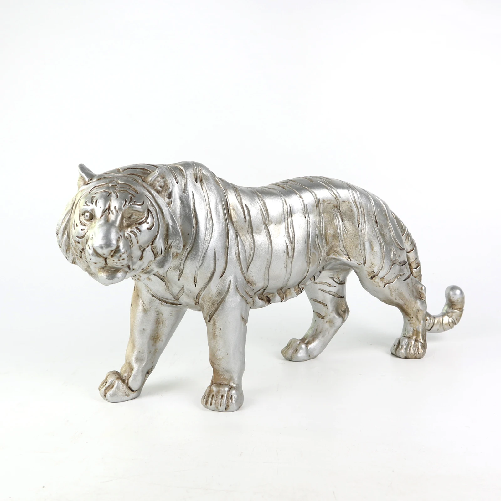 Custom Handmade Tiger Figurines Resin Animal Statues