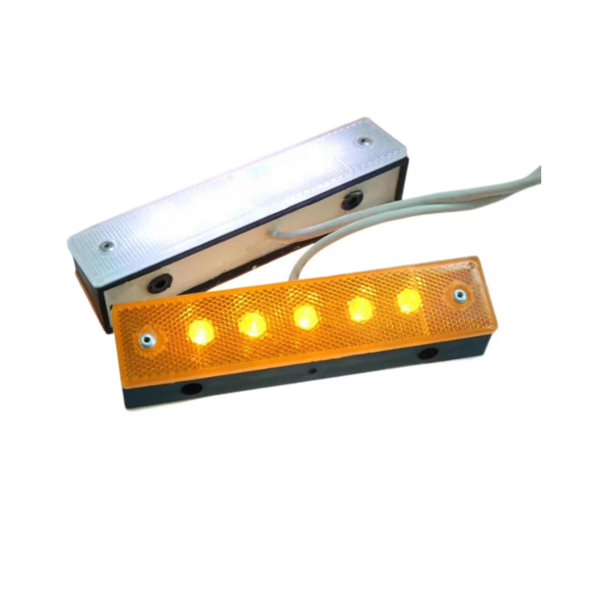 40*180MM Factory Price Plastic 3M Reflective Film Reflector Highway Outline Barrier Road Delineator for Traffic Security