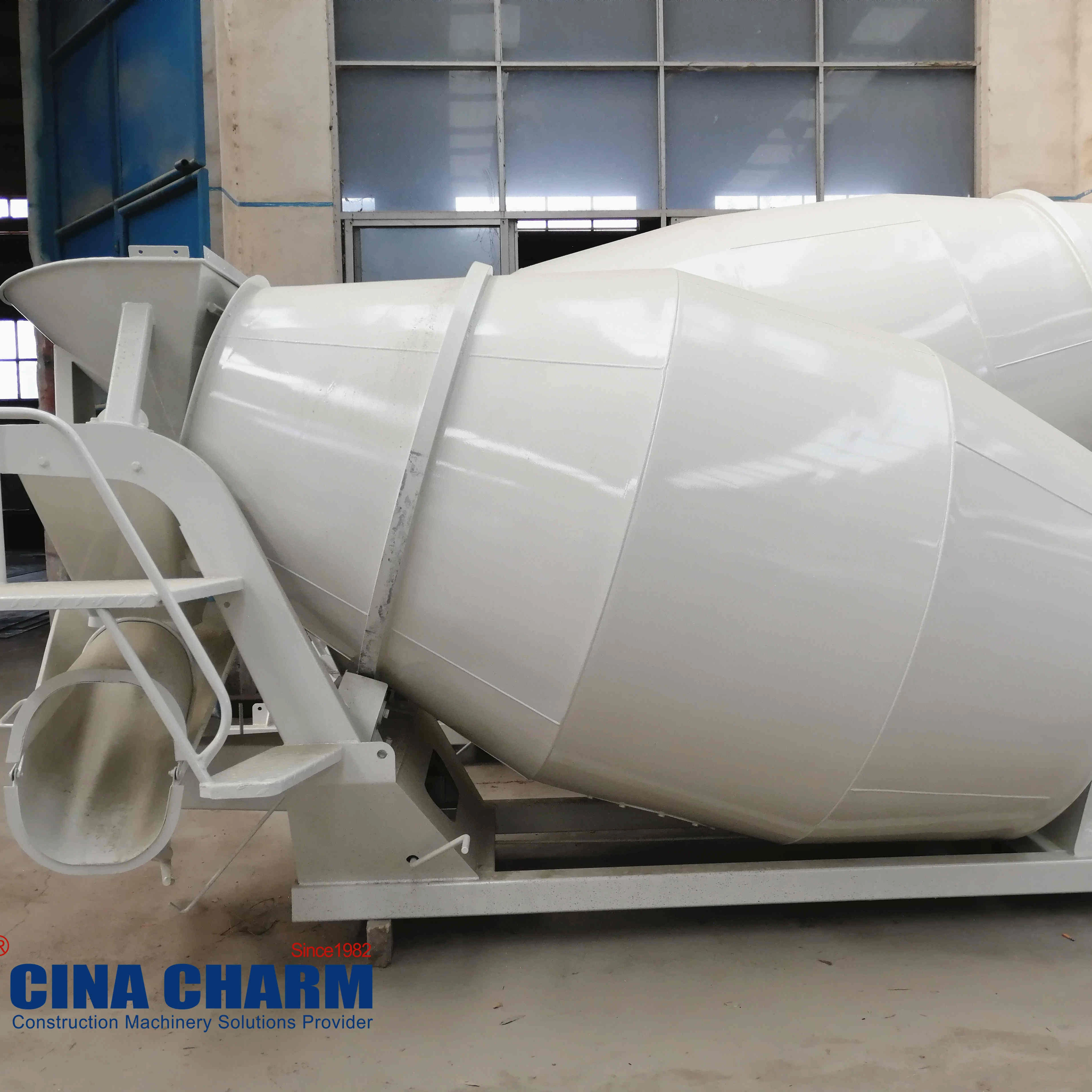 Factory prices 1-8CBM Concrete Mixing Tank 45HP Gasoline Cement Mixer Trailer Diesel Engine  Trailer Concrete Mixing Tank