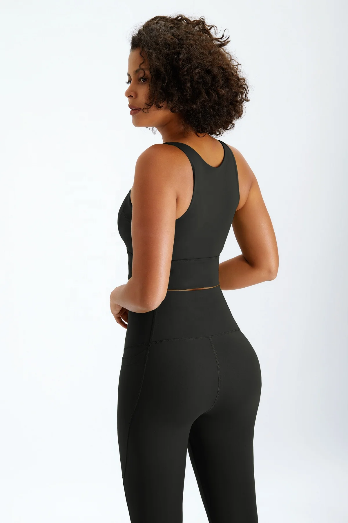 Super Soft Fitness Clothing Gym Crop Top Wholesale Recycled Fabric Yoga Wear Sports Suit For Women